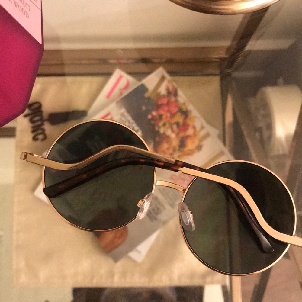 Round Frame Sunglasses - Picture 3 of 3